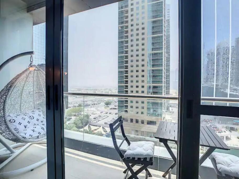 Luxury Modern Studio In Jlt With Amazing View & Rooftop Pool - Sleeps 3 Dubaj Exteriér fotografie